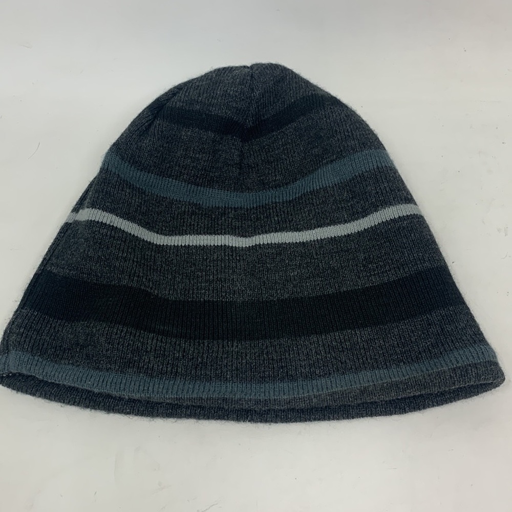 Adidas Grey striped knit fleece lined beanie hat - Picture 4 of 4